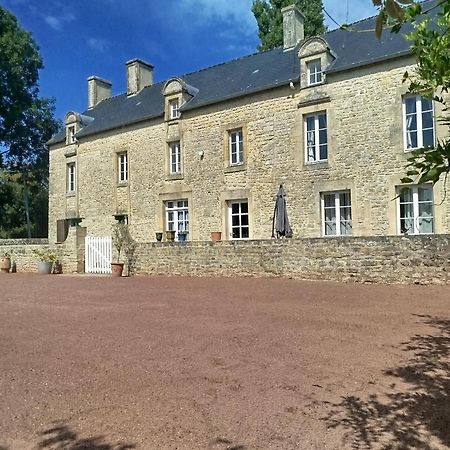 Maison De Charme Tour-en-Bessin 外观 照片
