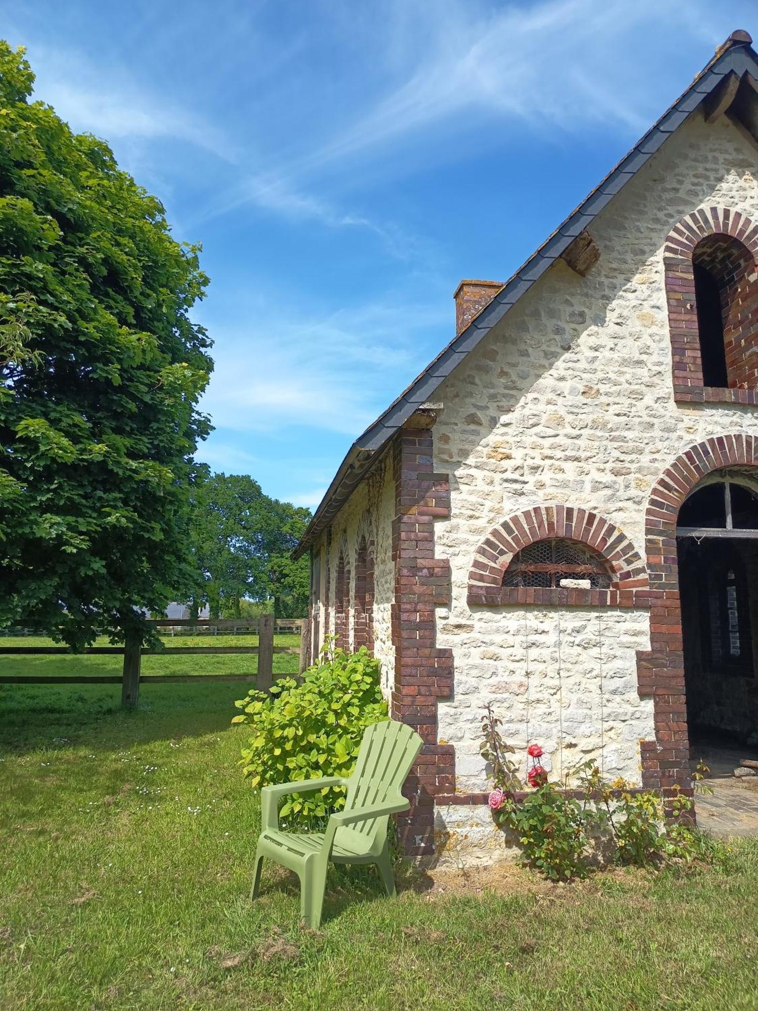 Maison De Charme Tour-en-Bessin 外观 照片